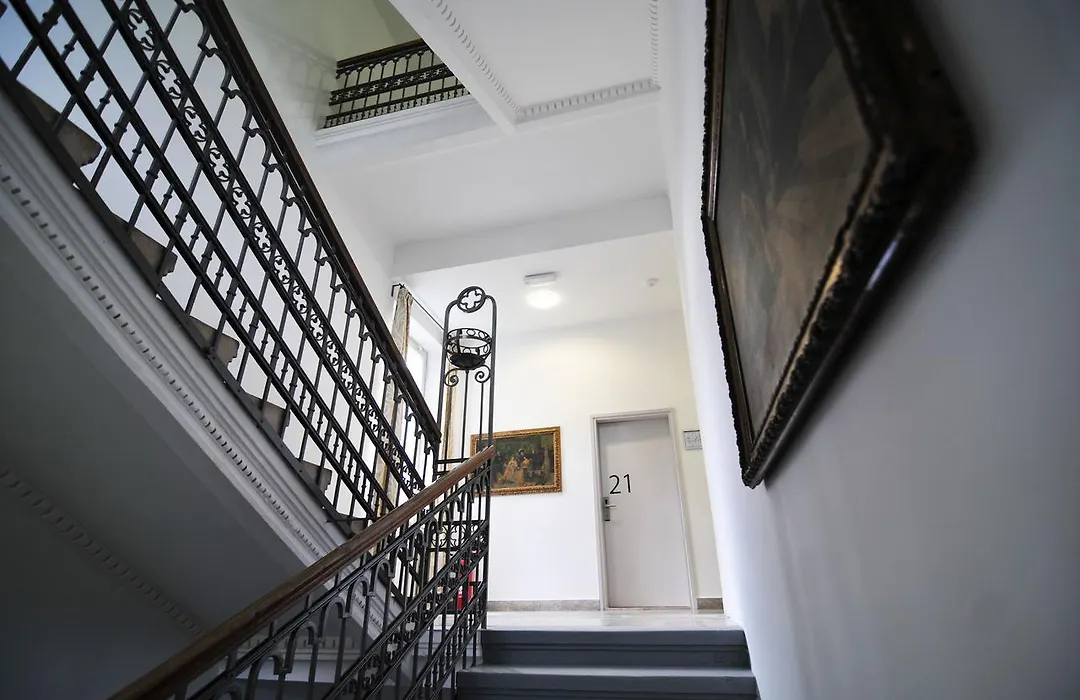 Hotel Villa Laurel-1